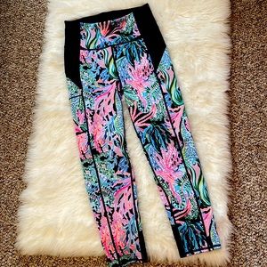 Lilly Pulitzer high rise luxletic leggings.